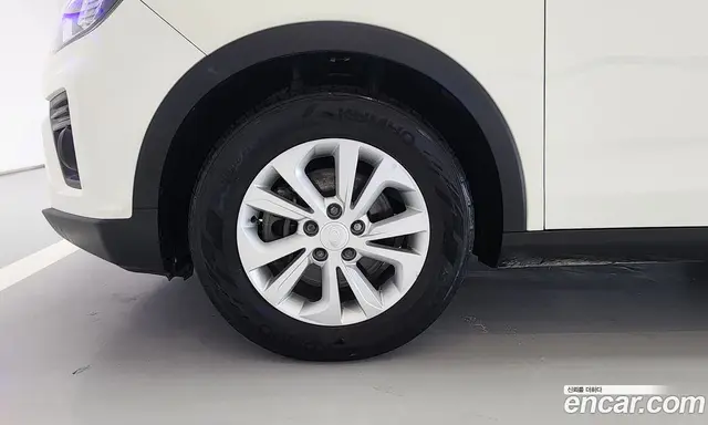 SsangYong TIBOLI 2019 1.6 автомат (гидро), миниатюра 7