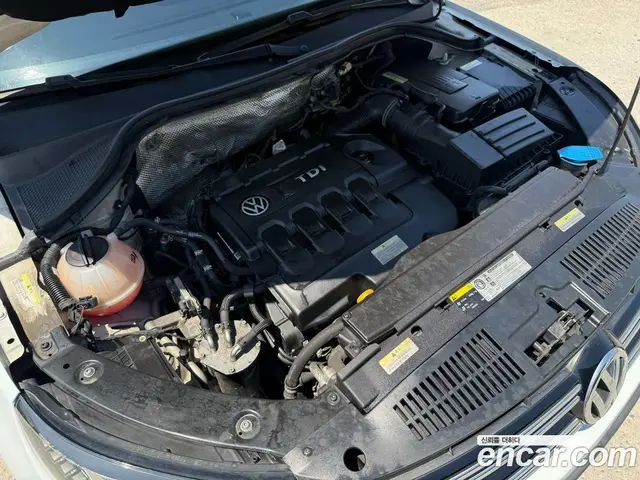 Volkswagen Tiguan 2015 2.0 автомат (гидро), миниатюра 5