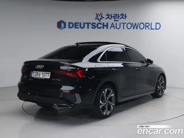 Audi A3 2023 2.0 автомат (гидро), миниатюра 2