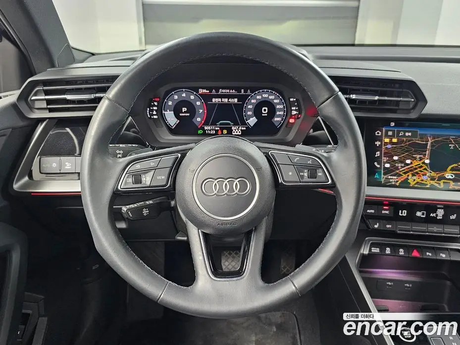 Audi A3 2023 2.0 автомат (гидро), фото 13