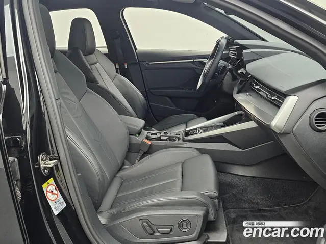 Audi A3 2023 2.0 автомат (гидро), миниатюра 10