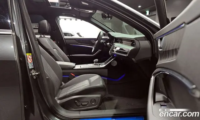 Audi A6 2021 2.0 автомат (гидро), миниатюра 11