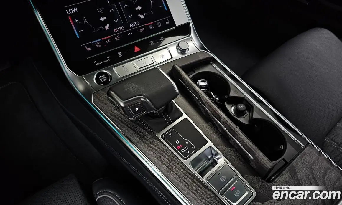 Audi A7 2025 2.0 автомат (гидро), фото 12