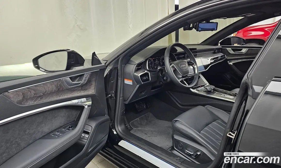 Audi A7 2025 2.0 автомат (гидро), фото 13
