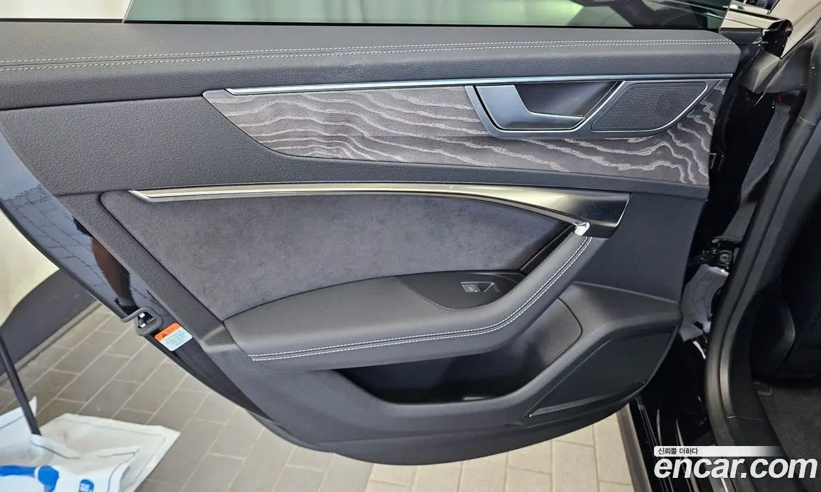 Audi A7 2025 2.0 автомат (гидро), фото 15