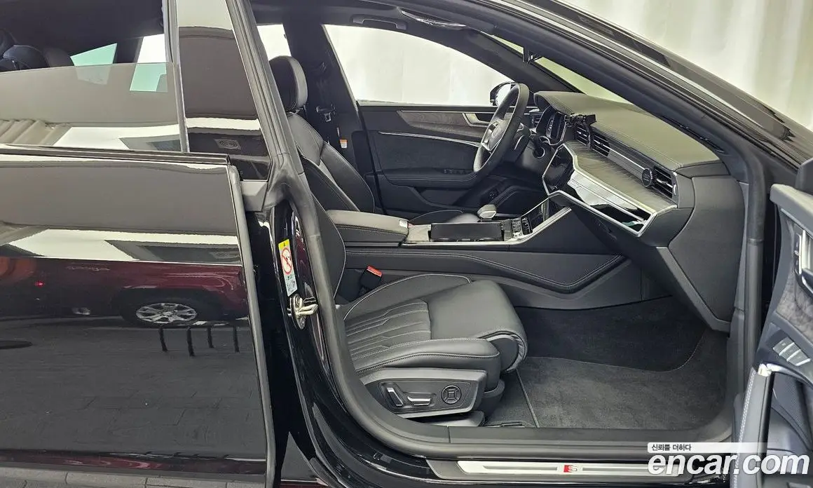 Audi A7 2025 2.0 автомат (гидро), фото 17