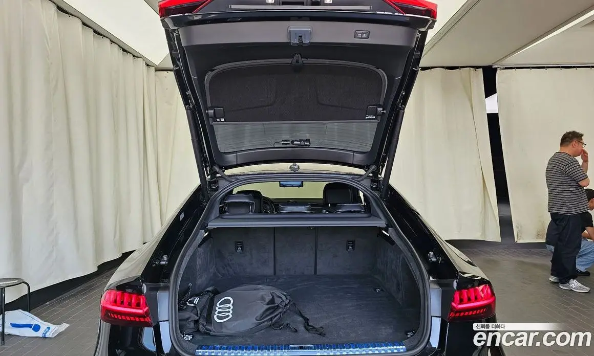 Audi A7 2025 2.0 автомат (гидро), фото 26