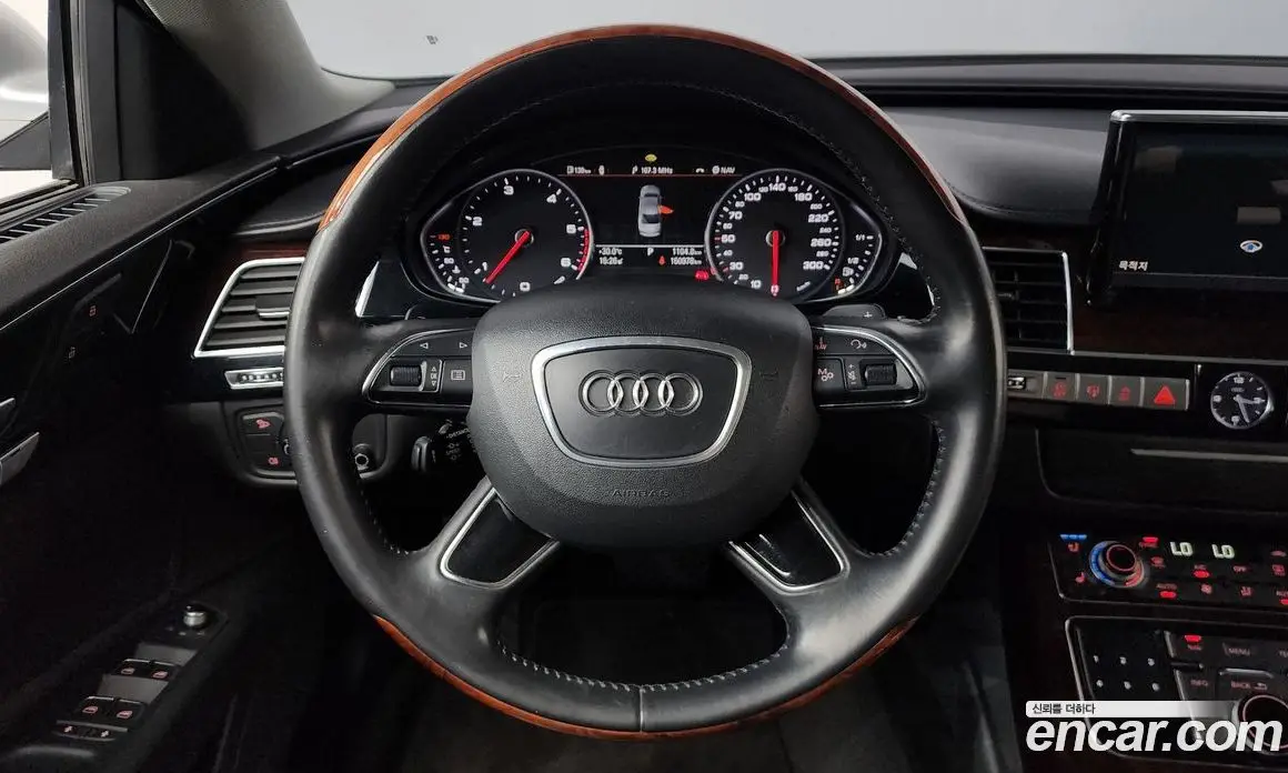 Audi A8 2013 3.0 автомат (гидро), фото 13