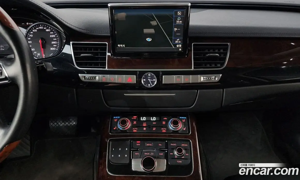 Audi A8 2013 3.0 автомат (гидро), фото 14