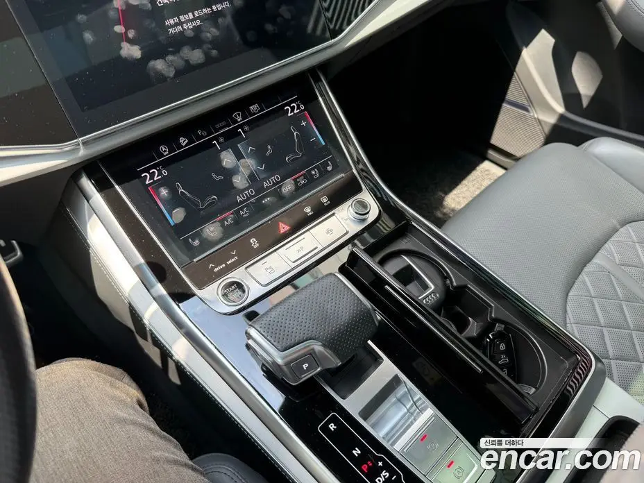 Audi Q8 2021 3.0 автомат (гидро), фото 6