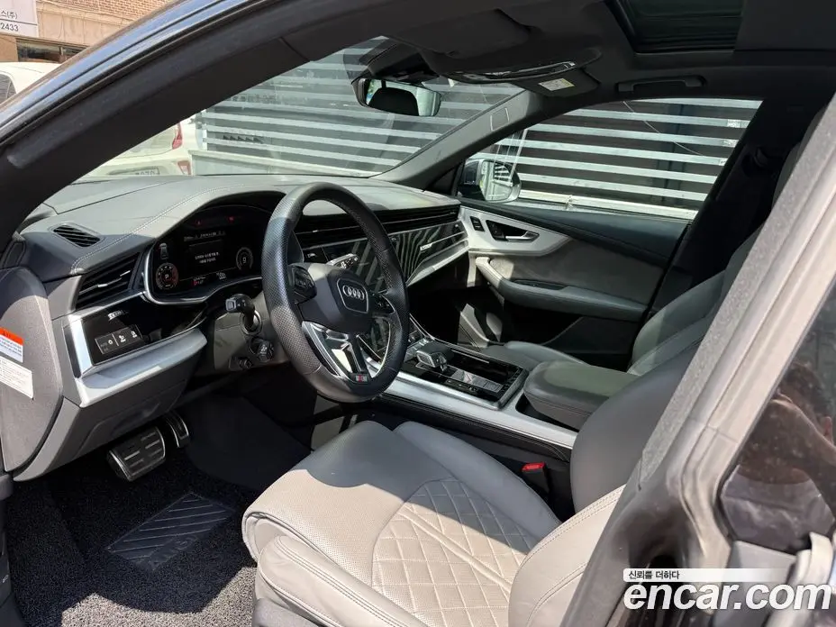 Audi Q8 2021 3.0 автомат (гидро), фото 7