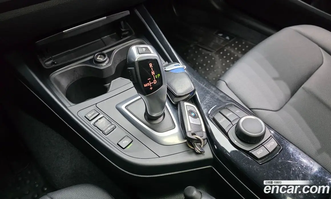 BMW 1 серия 2013 2.0 автомат (гидро), фото 9