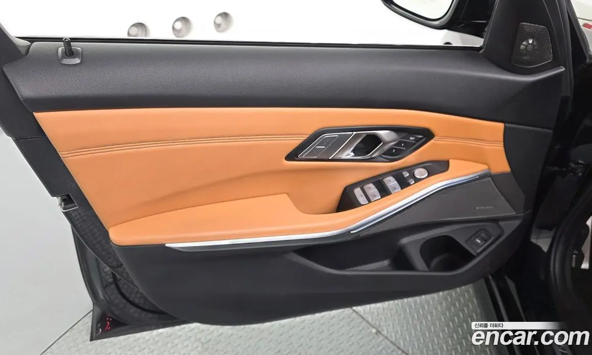 BMW 3 серия 2023 3.0 автомат (гидро), фото 13