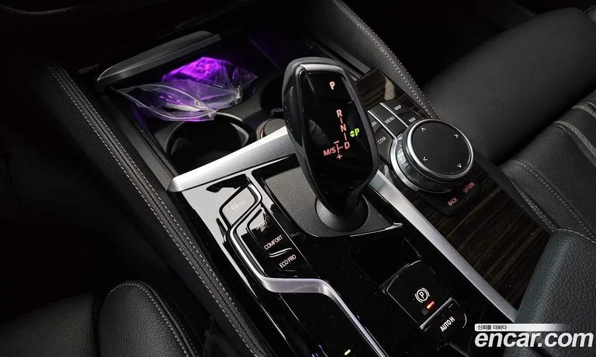 BMW 5 серия 2022 2.0 автомат (гидро), фото 12