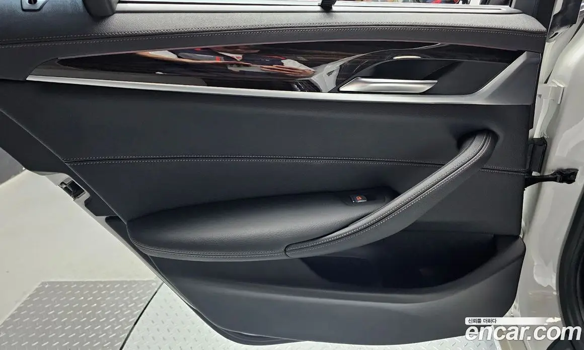 BMW 5 серия 2022 2.0 автомат (гидро), фото 15