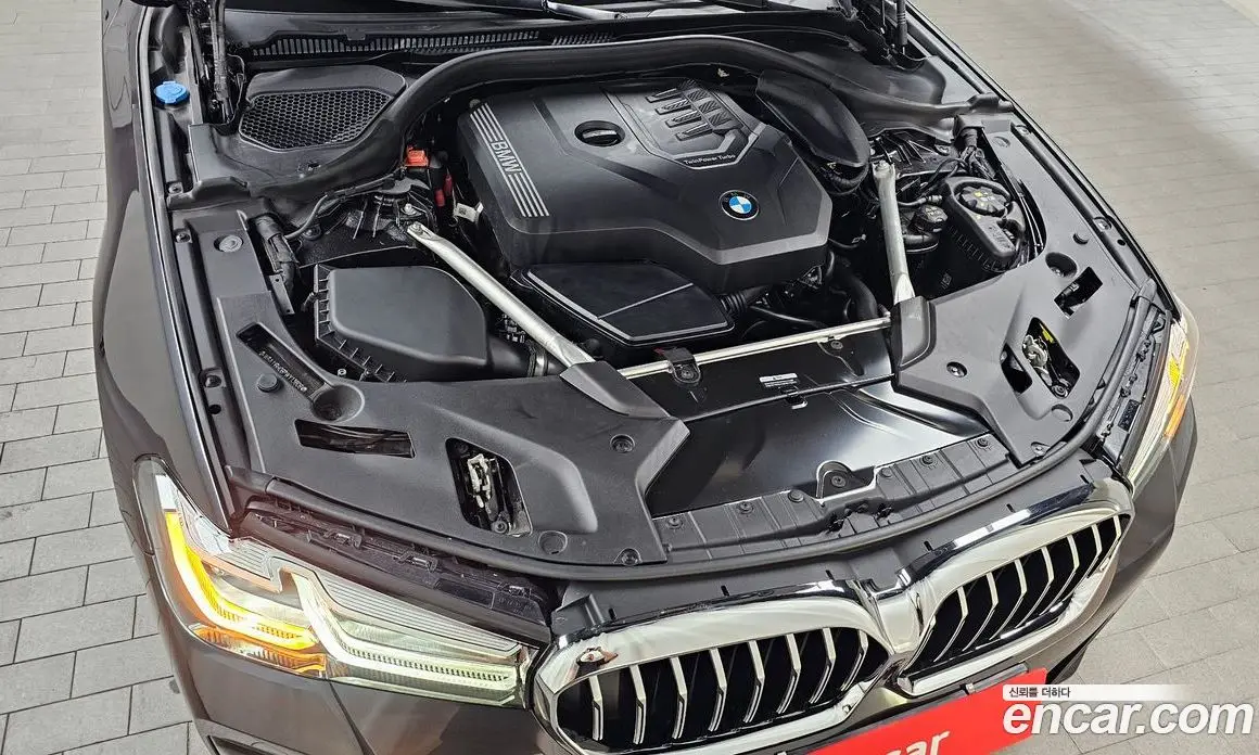 BMW 5 серия 2023 2.0 автомат (гидро), фото 6