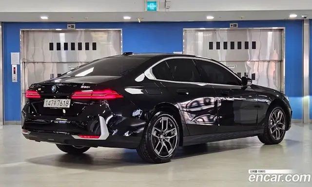 BMW 5 серия 2025 2.0 автомат (гидро), миниатюра 2