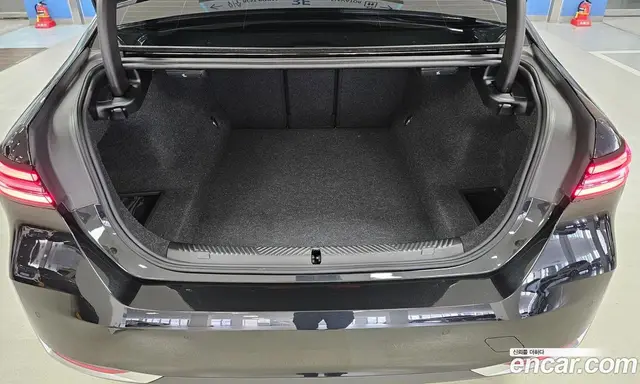 BMW 5 серия 2025 2.0 автомат (гидро), миниатюра 11