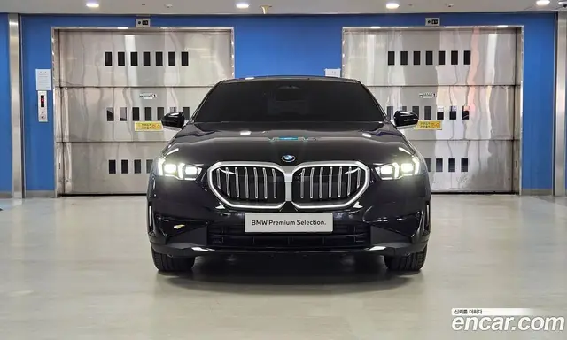 BMW 5 серия 2025 2.0 автомат (гидро), миниатюра 3