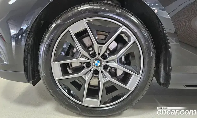 BMW 5 серия 2025 2.0 автомат (гидро), миниатюра 5