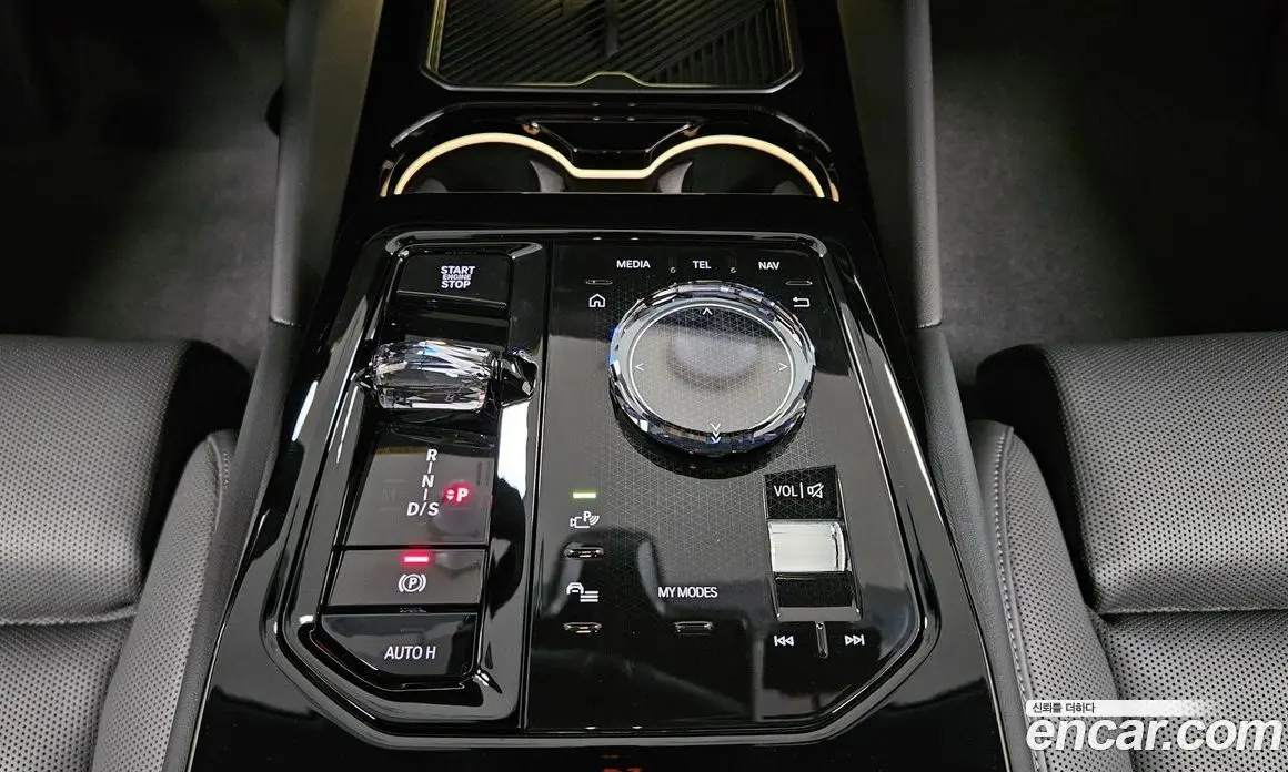 BMW 5 серия 2025 2.0 автомат (гидро), фото 9