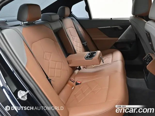 BMW 5 серия 2025 2.0 автомат (гидро), миниатюра 12