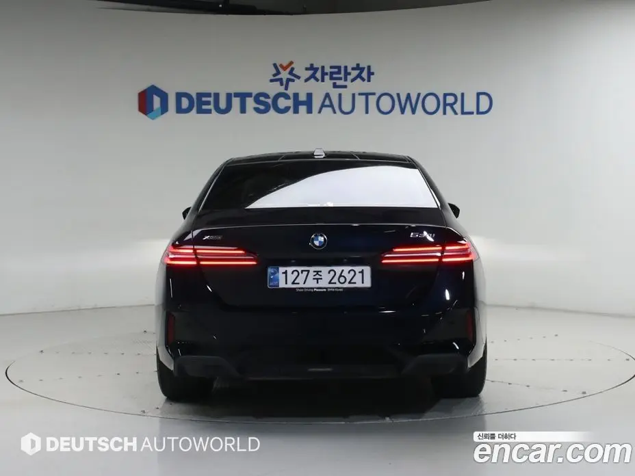 BMW 5 серия 2025 2.0 автомат (гидро), фото 4