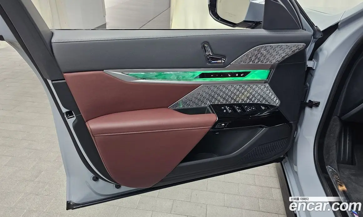 BMW 7 серия 2025 3.0 автомат (гидро), фото 14