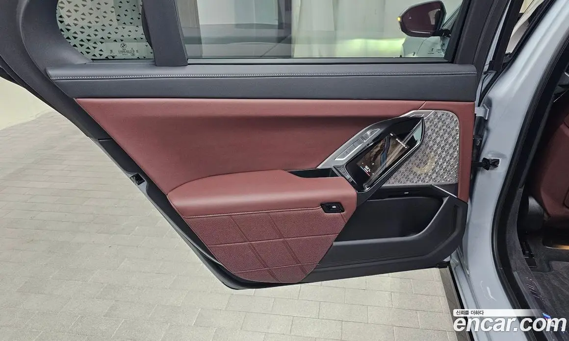 BMW 7 серия 2025 3.0 автомат (гидро), фото 15