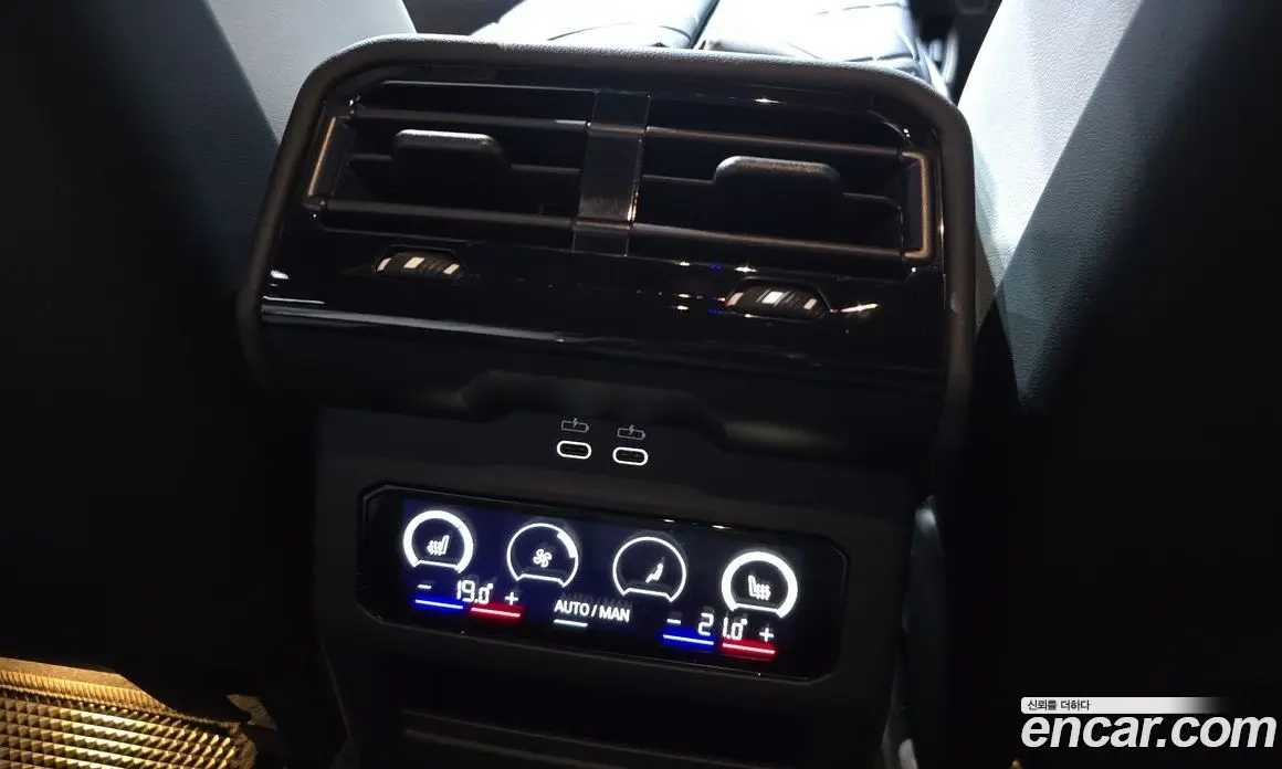 BMW M5 2025 4.4 автомат (гидро), фото 24