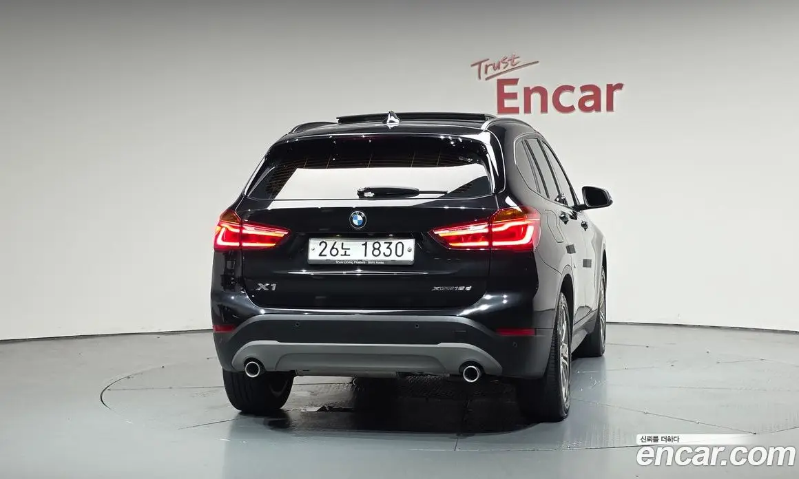 BMW X1 2018 2.0 автомат (гидро), фото 3