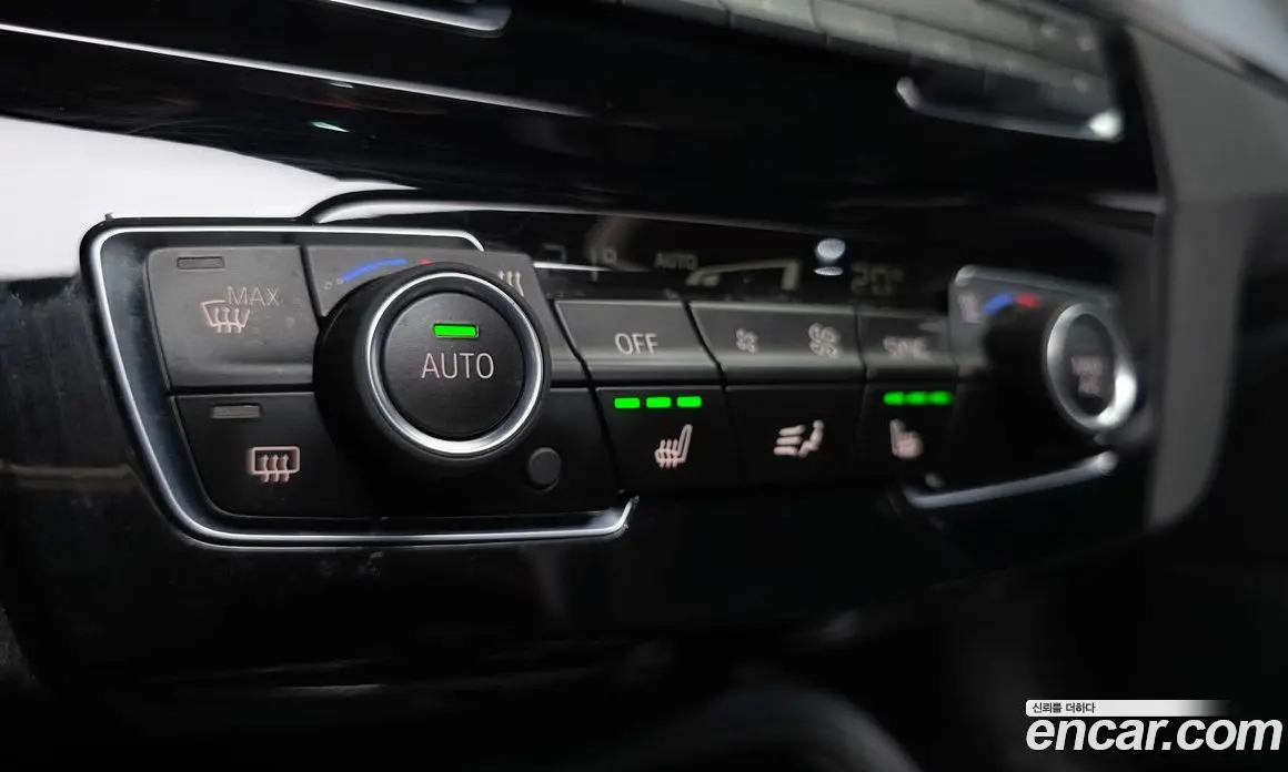 BMW X1 2018 2.0 автомат (гидро), фото 21