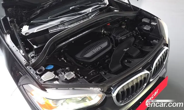 BMW X1 2018 2.0 автомат (гидро), миниатюра 5