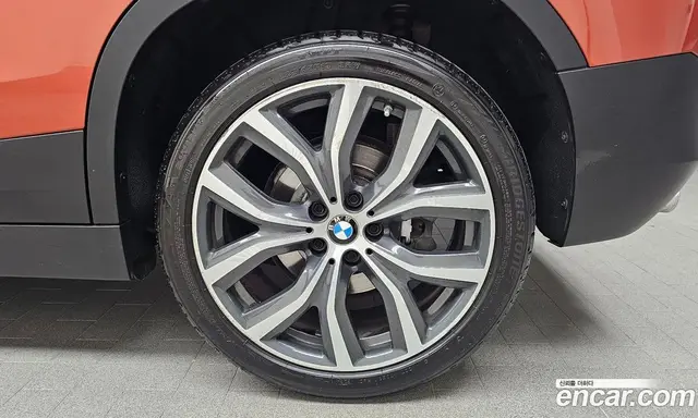 BMW X2 2019 2.0 автомат (гидро), миниатюра 7