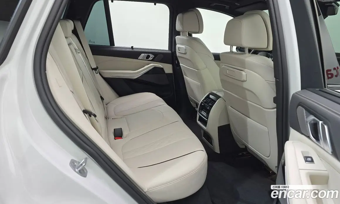 BMW X5 2025 3.0 автомат (гидро), фото 27