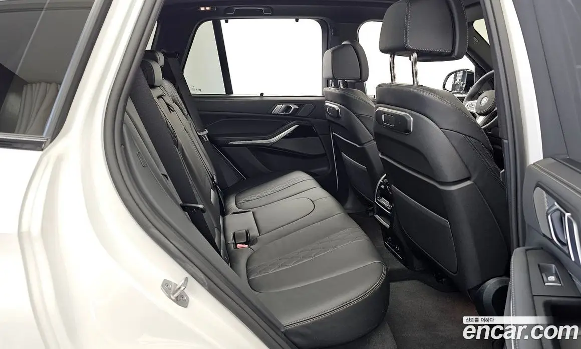 BMW X5 2025 3.0 автомат (гидро), фото 12