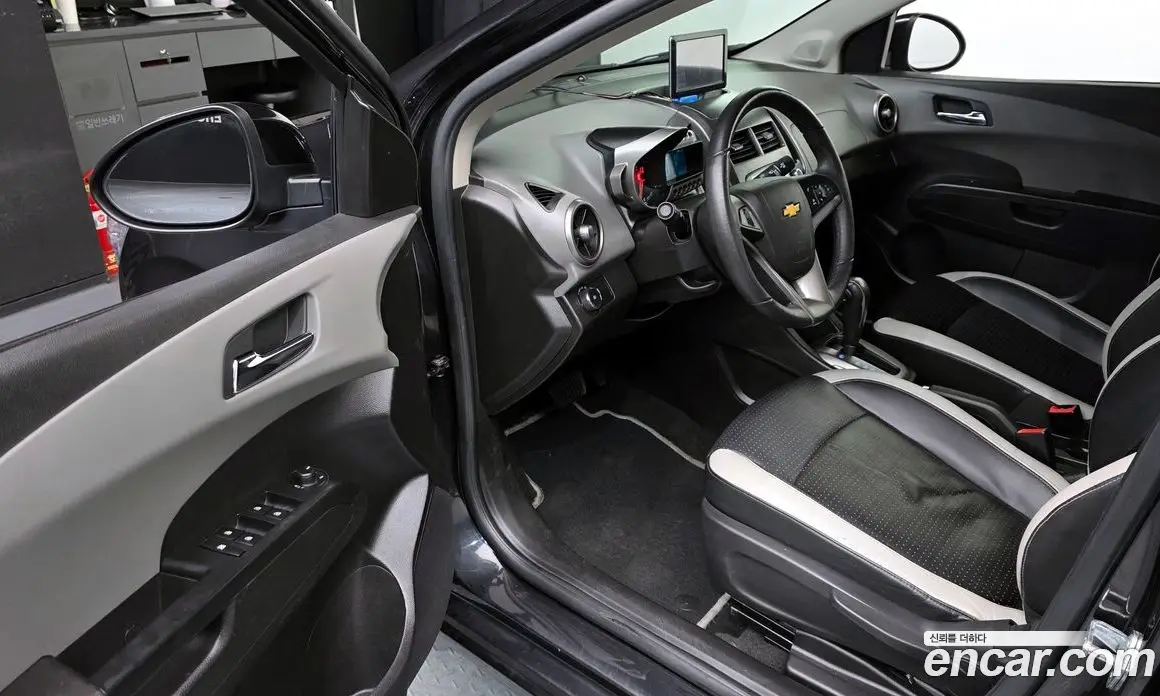 Chevrolet Aveo 2016 1.4 автомат (гидро), фото 10