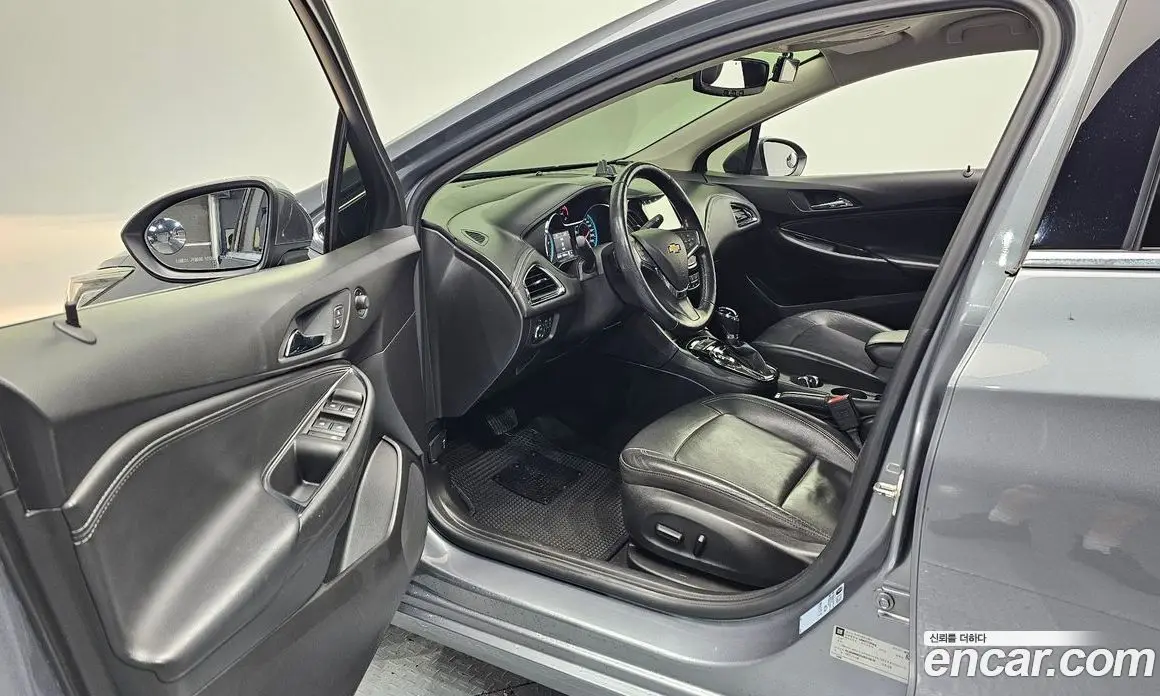 Chevrolet Cruze 2018 1.6 автомат (гидро), фото 13