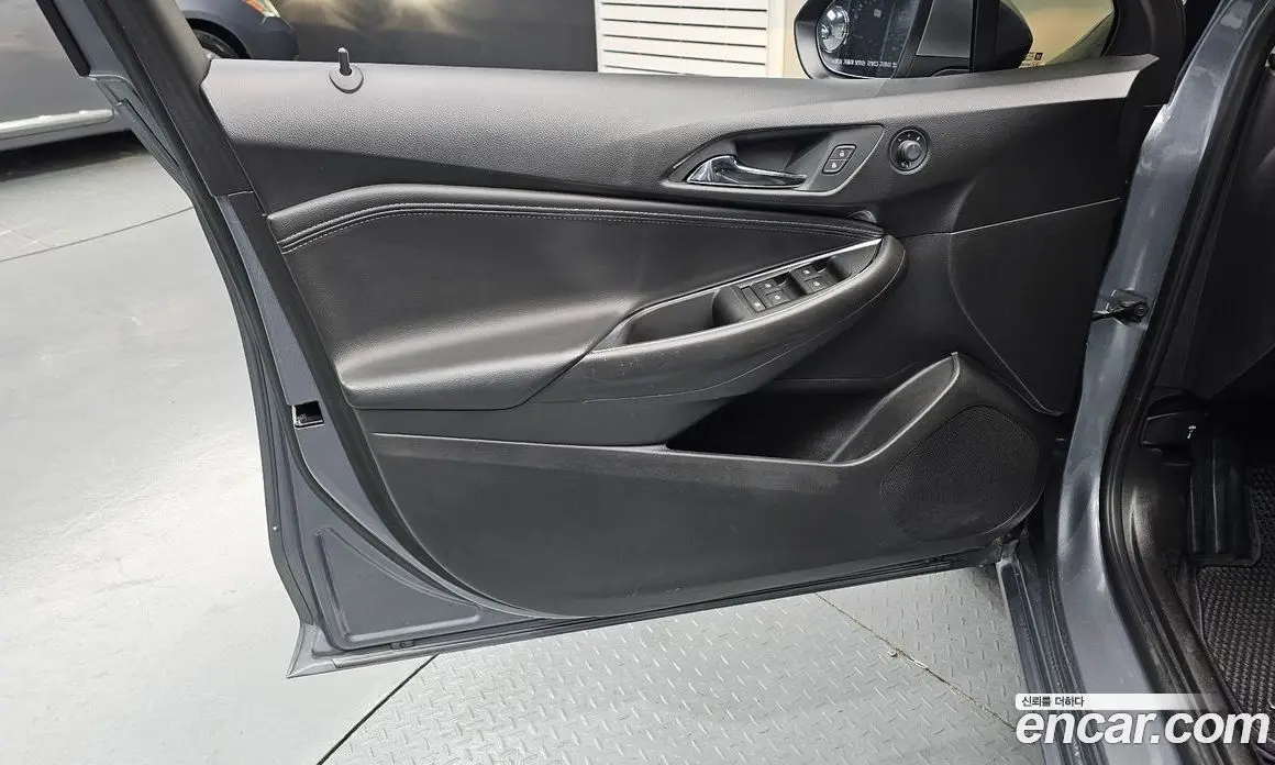 Chevrolet Cruze 2018 1.6 автомат (гидро), фото 14