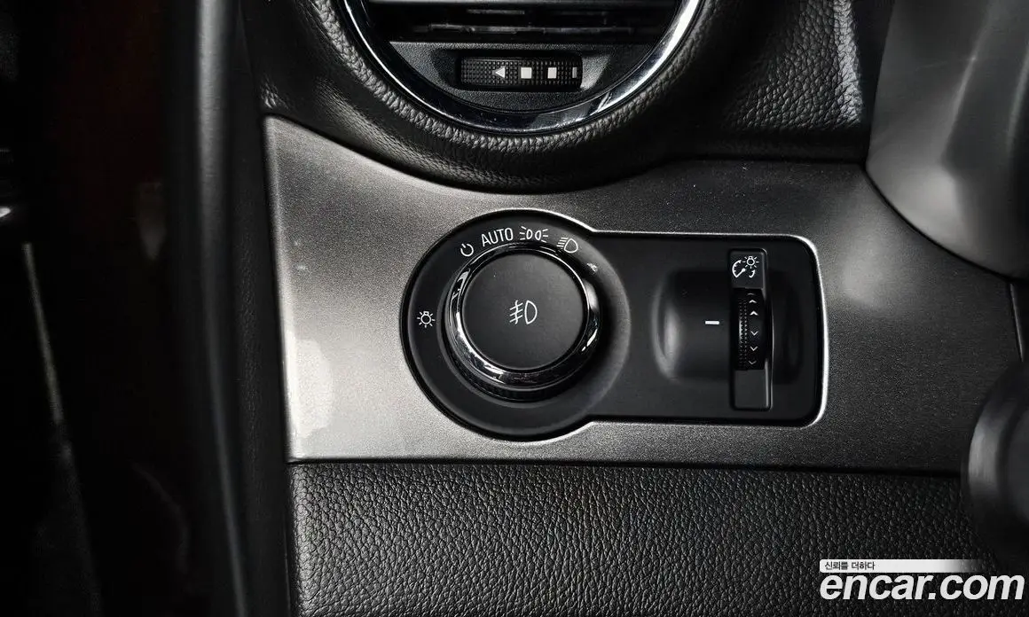 Chevrolet Orlando 2013 2.0 автомат (гидро), фото 13