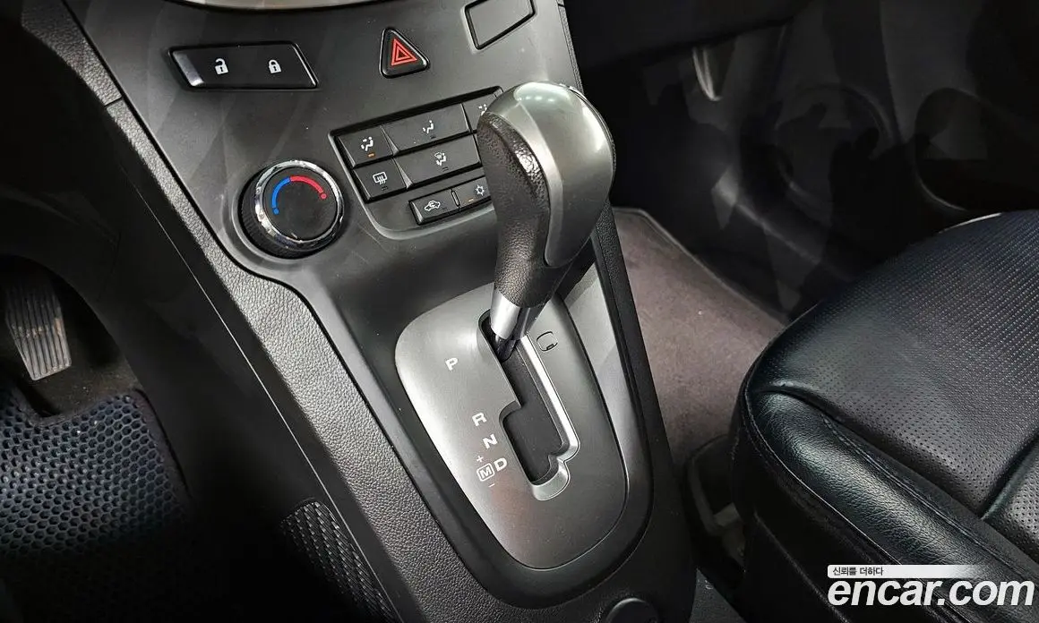 Chevrolet Orlando 2014 2.0 автомат (гидро), фото 9