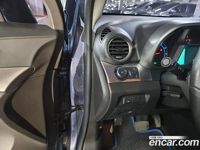 Chevrolet Orlando 2015 2.0 автомат (гидро), миниатюра 7