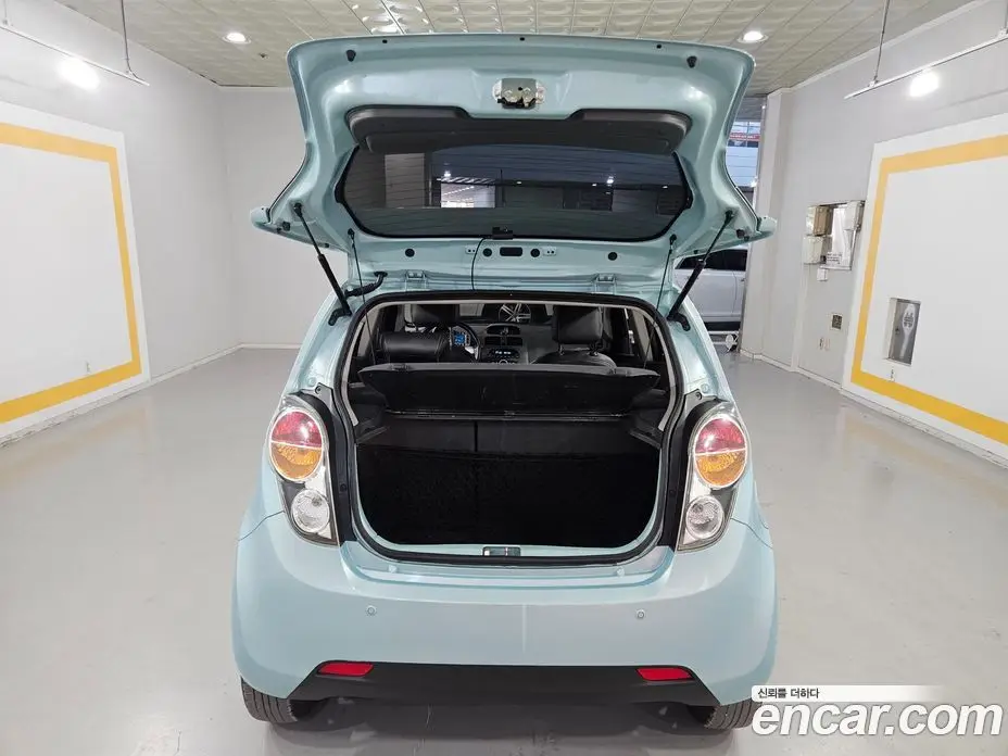 Chevrolet Spark 2011 1.0 механика, фото 15