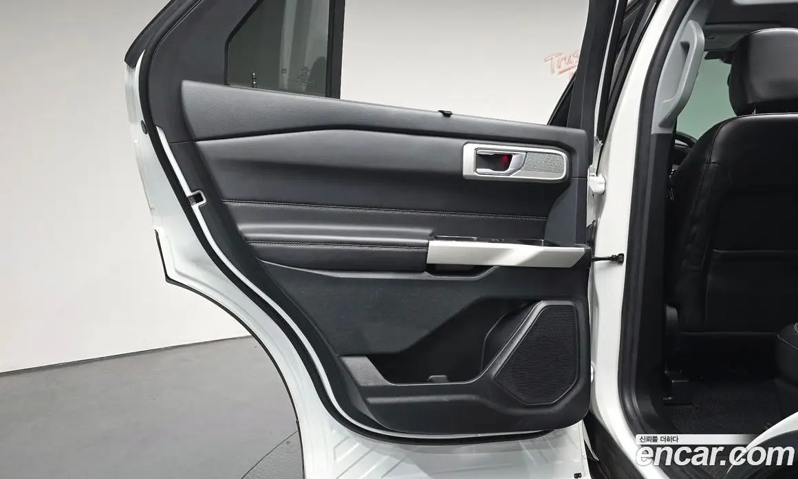Ford Explorer 2021 2.3 автомат (гидро), фото 14