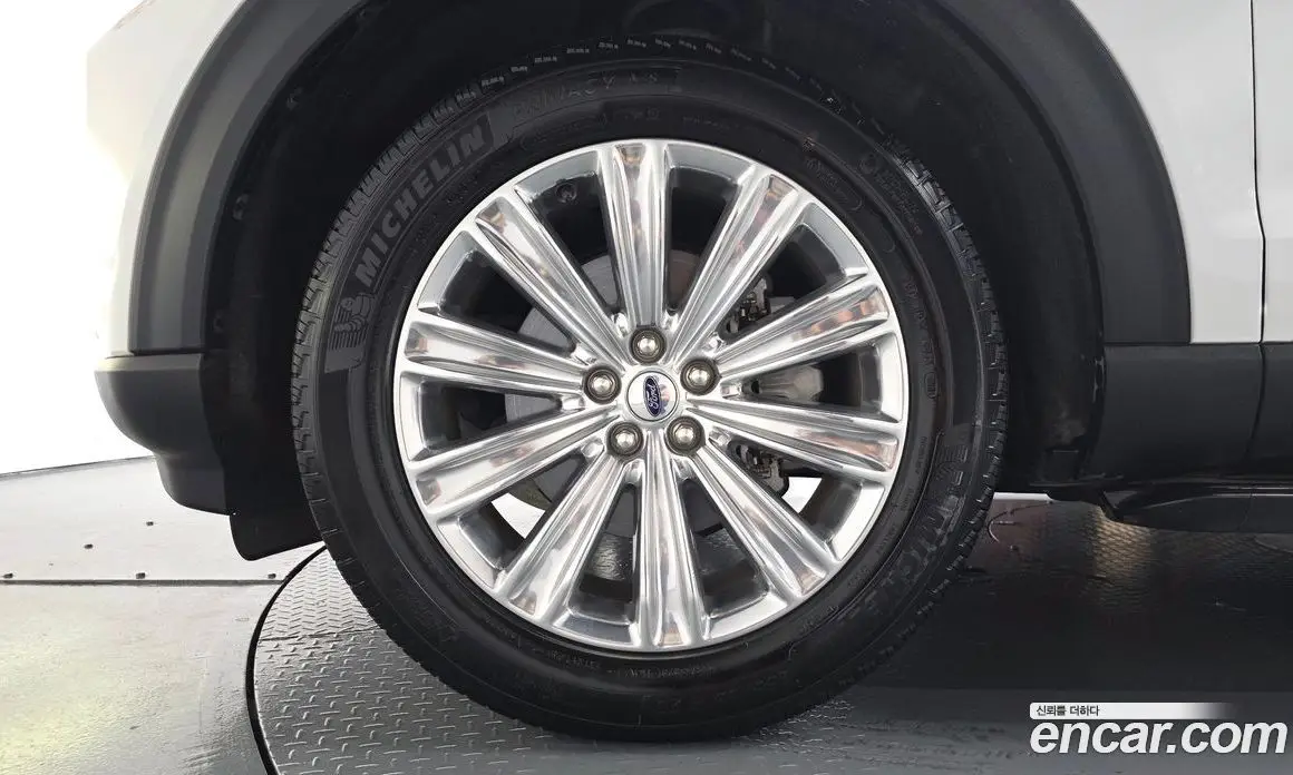 Ford Explorer 2021 2.3 автомат (гидро), фото 4