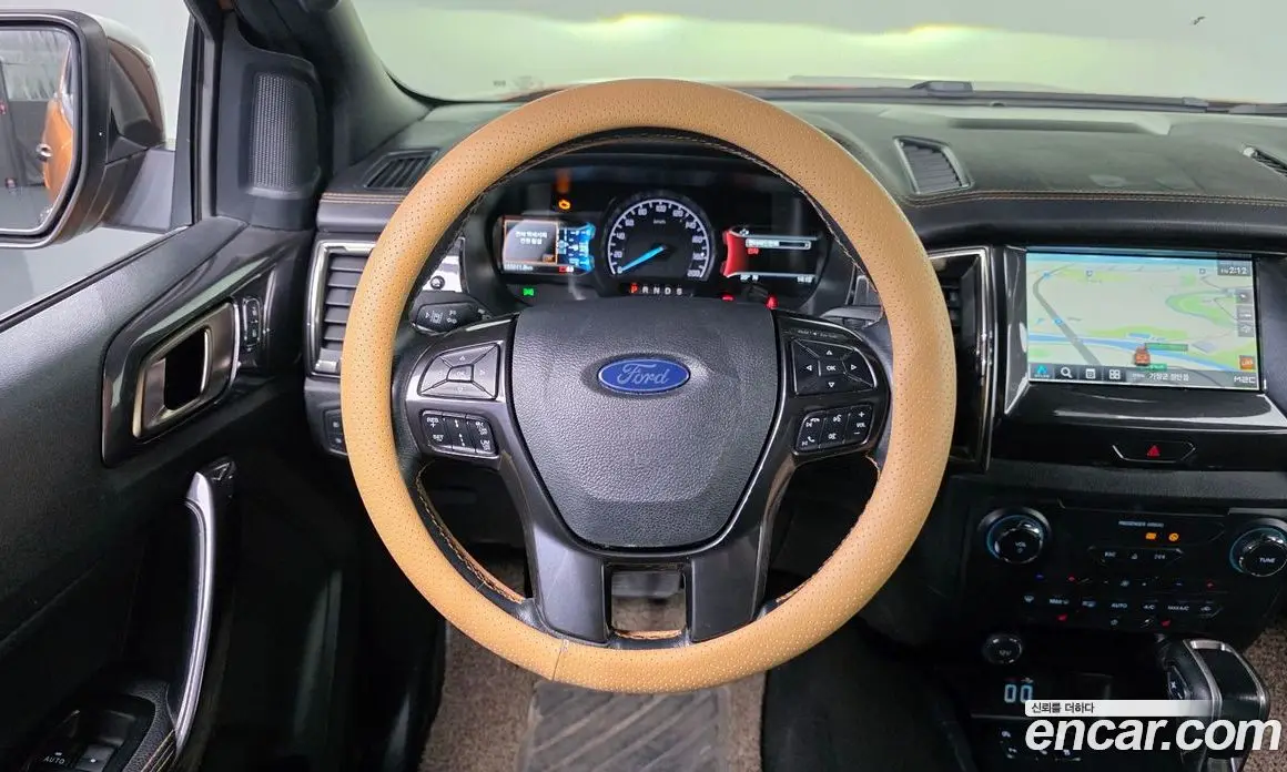Ford Ranger 2021 2.0 автомат (гидро), фото 13