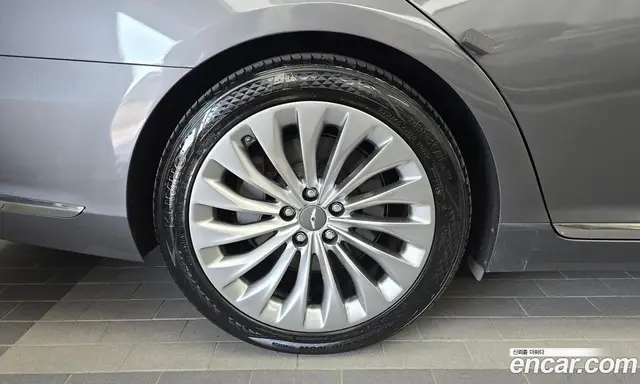 Genesis EQ900 2016 5.0 автомат (гидро), миниатюра 5