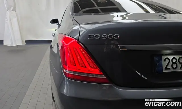 Genesis EQ900 2016 5.0 автомат (гидро), миниатюра 9