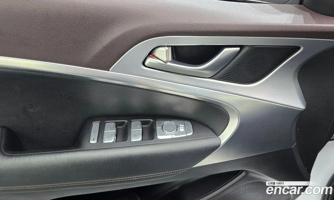 Genesis G70 2018 2.0 автомат (гидро), фото 23