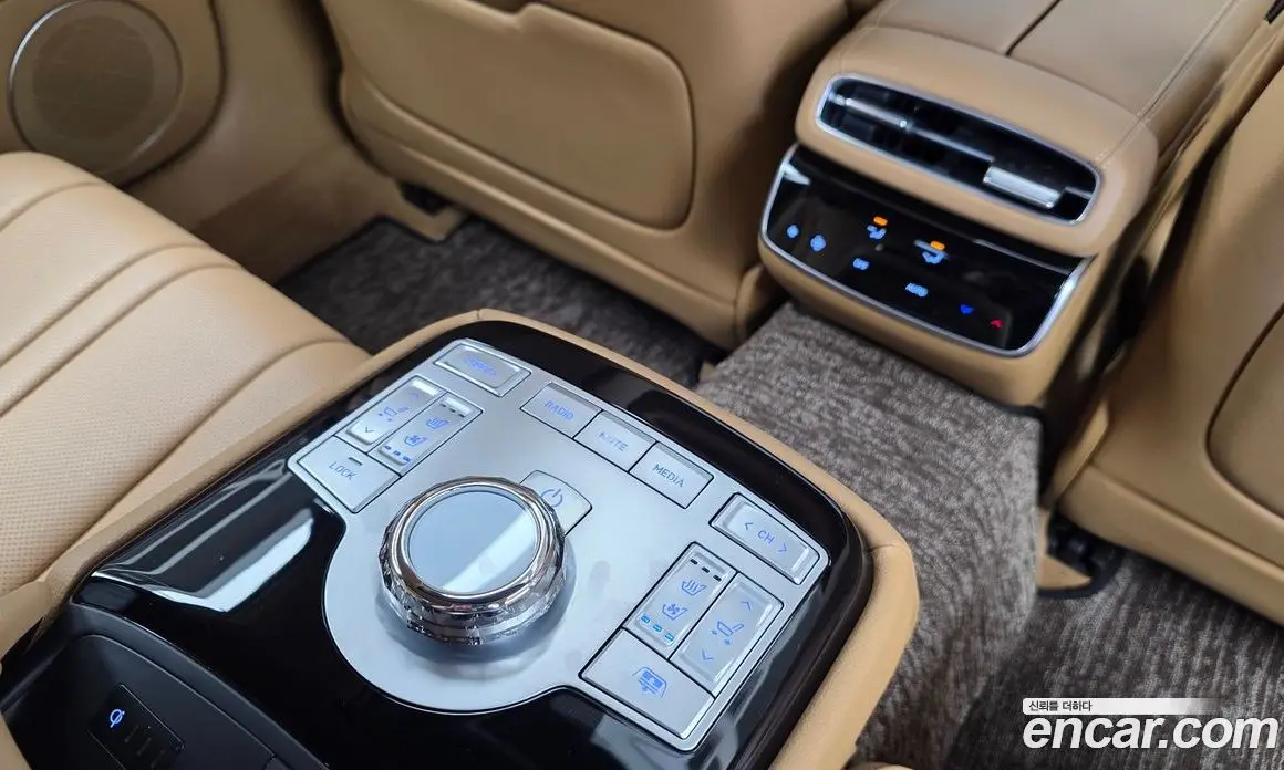 Genesis G80 2024 2.5 автомат (гидро), фото 18